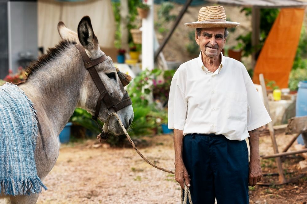 An old man living in the countryside